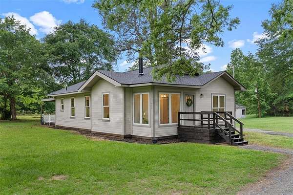 5.29 Acres of Land with Home for Sale in Keithville, Louisiana