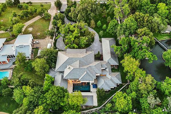 1.79 Acres of Land with Home for Sale in Dallas, Texas