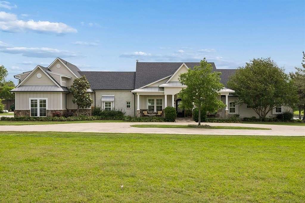 3.6 Acres of Land with Home for Sale in Rockwall, Texas