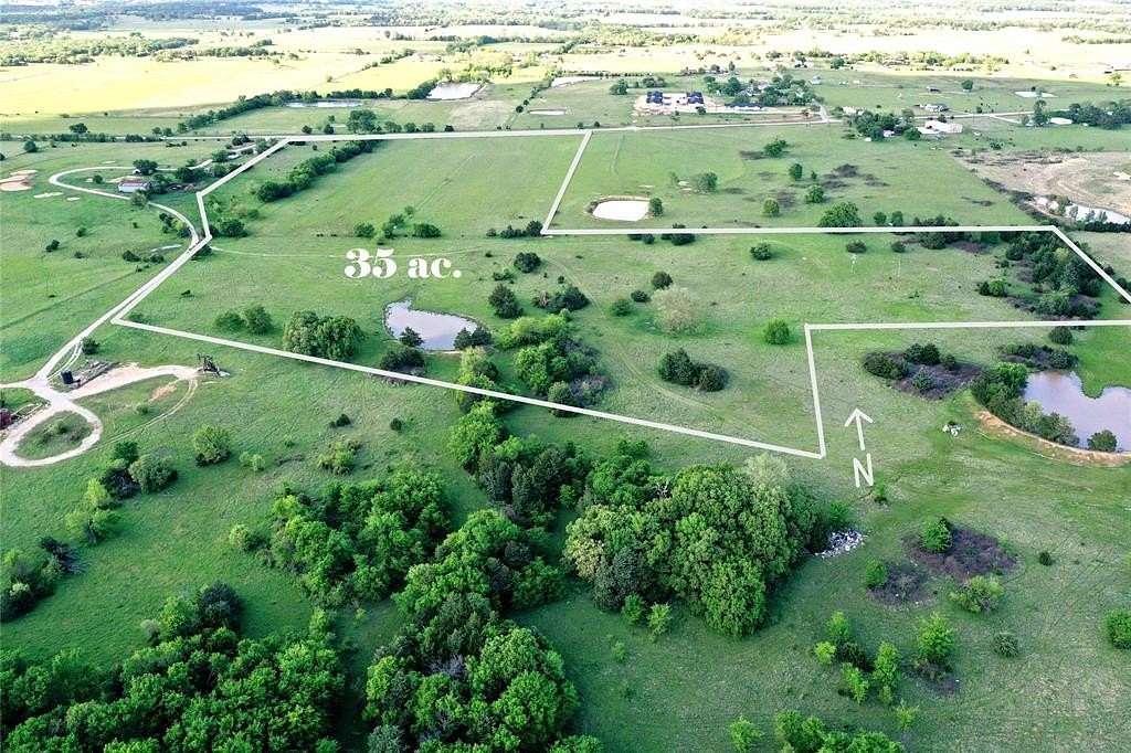 35 Acres of Agricultural & Residential Land for Sale in Callisburg, Texas