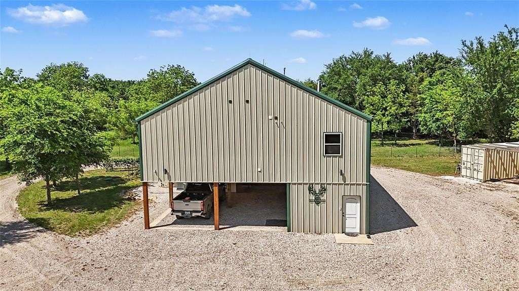 10.5 Acres of Recreational Land with Home for Sale in Whitesboro, Texas