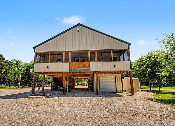 10.5 Acres of Land with Home for Sale in Whitesboro, Texas