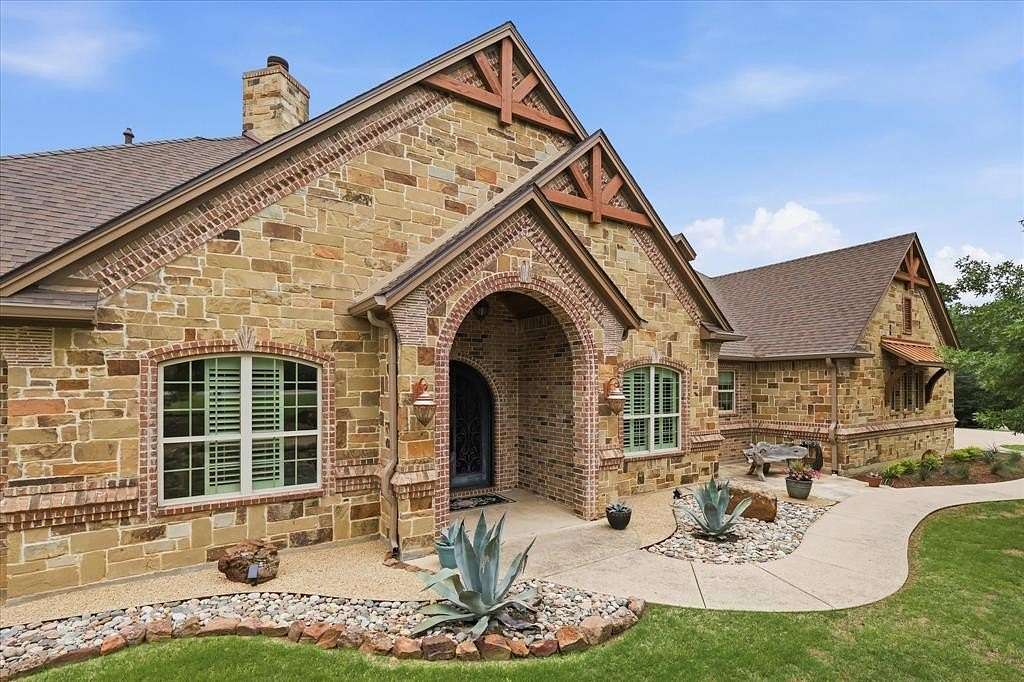 3.89 Acres of Land with Home for Sale in Aubrey, Texas