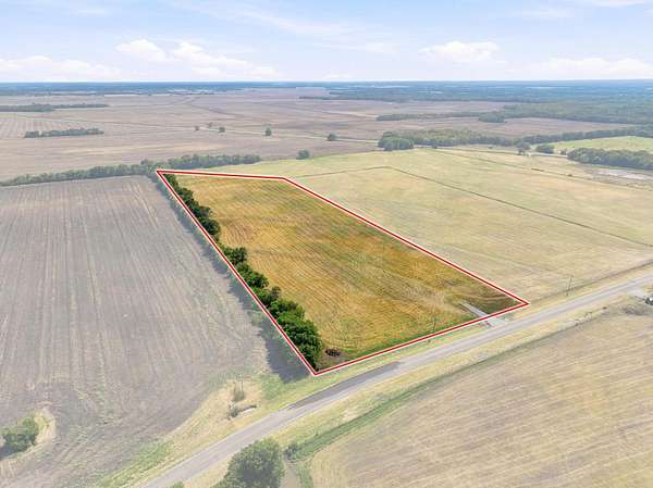 11 Acres of Land for Sale in Bonham, Texas