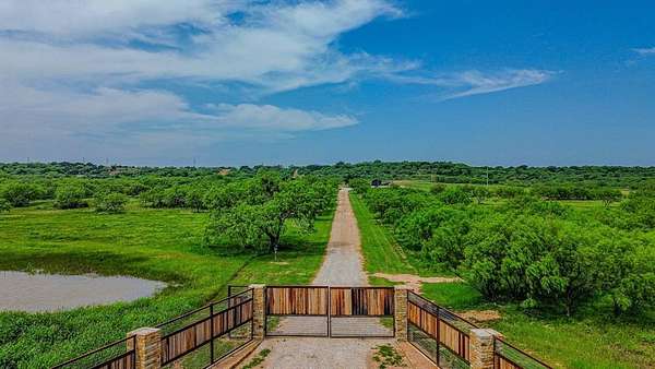 491 Acres of Land for Sale in Putnam, Texas