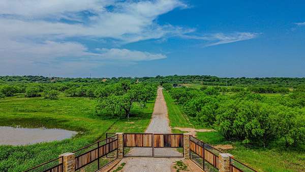 491 Acres of Land for Sale in Putnam, Texas