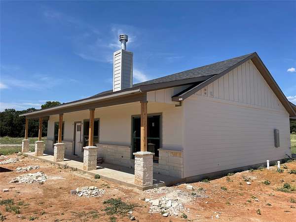 12.5 Acres of Land with Home for Sale in Sunset, Texas