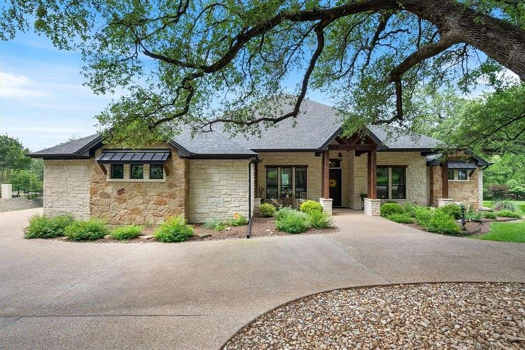 2.6 Acres of Land with Home for Sale in Salado, Texas