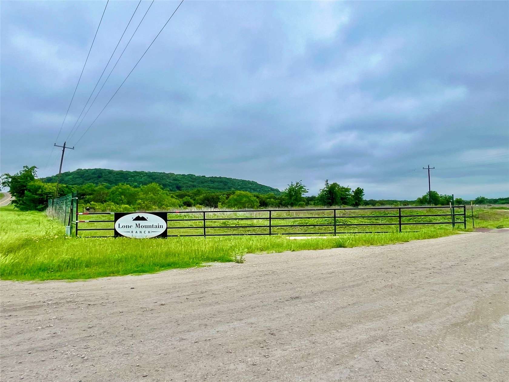 12.1 Acres of Land for Sale in Jonesboro, Texas