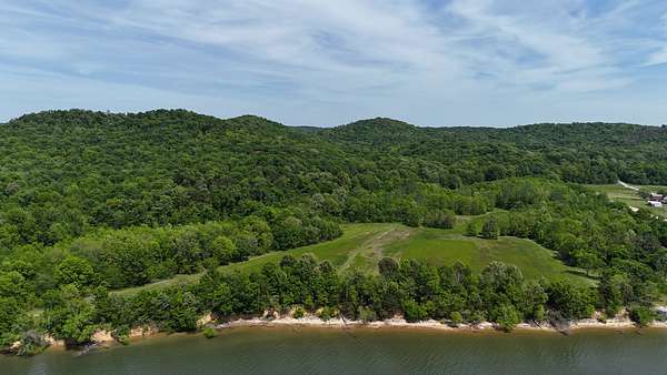 160 Acres of Recreational Land for Sale in Linden, Tennessee