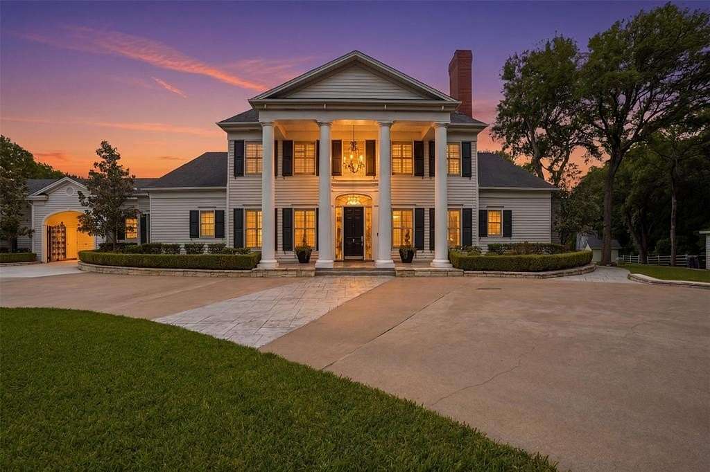 3.16 Acres of Land with Home for Sale in Fort Worth, Texas