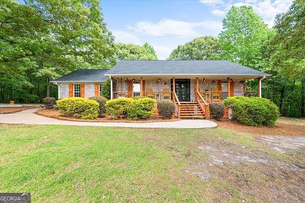10 Acres of Land with Home for Sale in Douglasville, Georgia