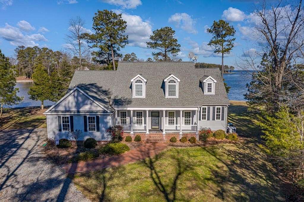 2.52 Acres of Land with Home for Sale in Reedville, Virginia