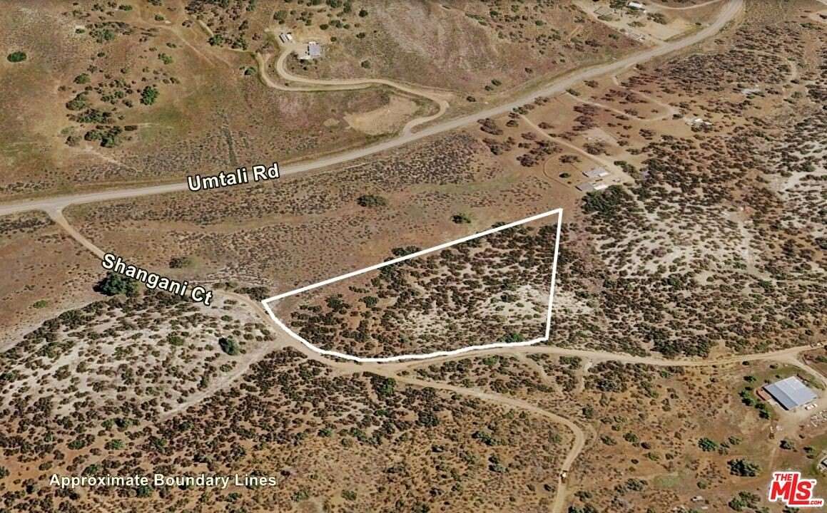 5 Acres of Residential Land for Sale in Tehachapi, California