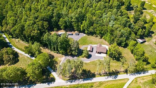 17 Acres of Recreational Land with Home for Sale in La Follette, Tennessee