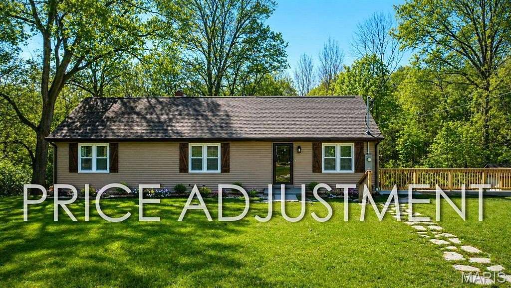 2.8 Acres of Land with Home for Sale in Maryland Heights, Missouri