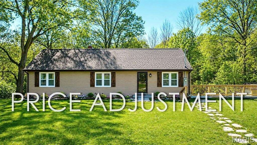 2.8 Acres of Land with Home for Sale in Maryland Heights, Missouri