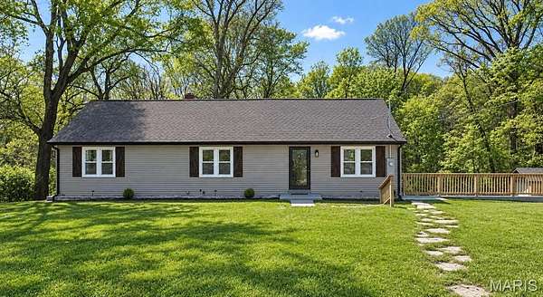 2.8 Acres of Land with Home for Sale in Maryland Heights, Missouri