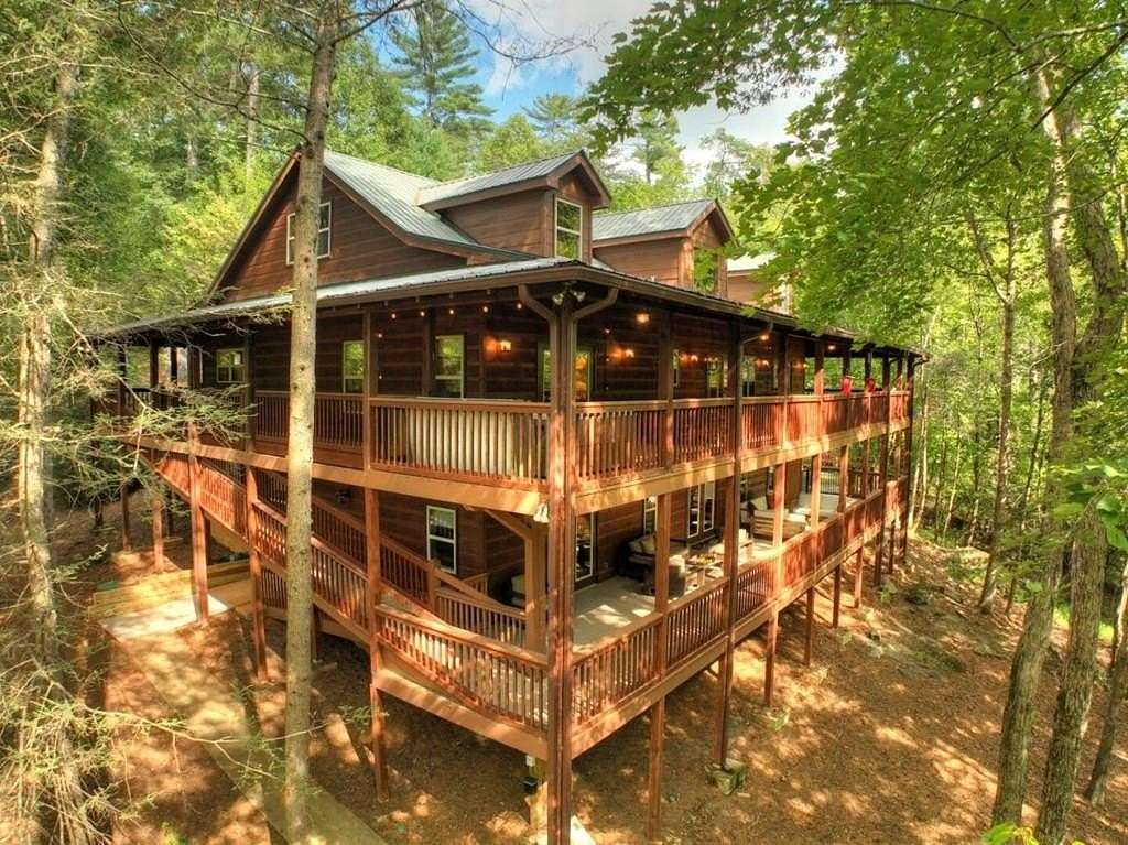 1.6 Acres of Land with Home for Sale in Blue Ridge, Georgia