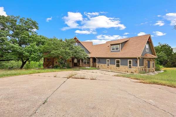 4.13 Acres of Land with Home for Sale in Lago Vista, Texas