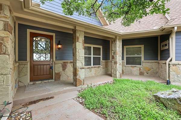 4.13 Acres of Land with Home for Sale in Lago Vista, Texas