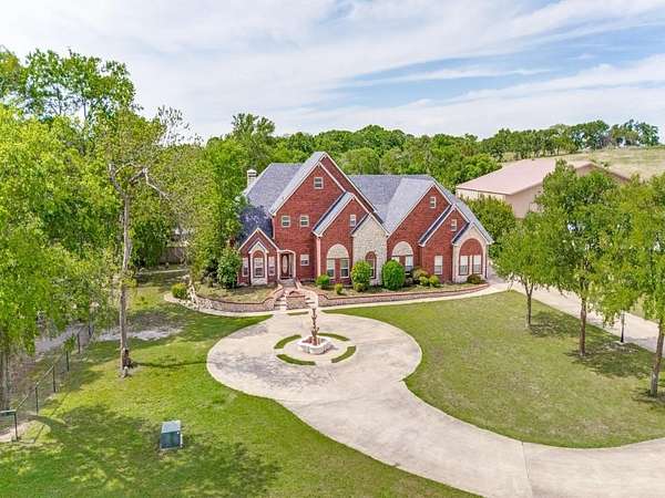 3.9 Acres of Land with Home for Sale in Van Alstyne, Texas