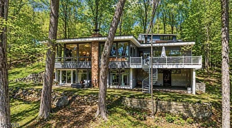 1.55 Acres of Land with Home for Sale in Montville Township, New Jersey