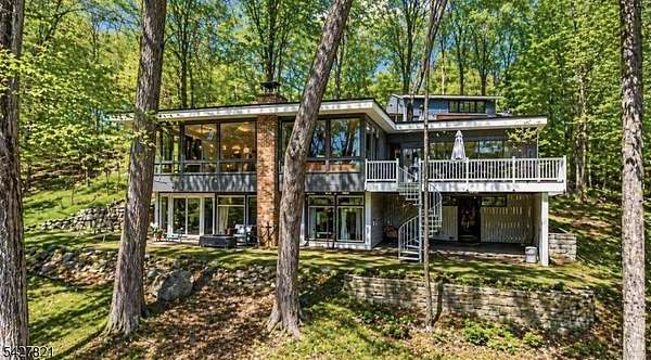 1.55 Acres of Land with Home for Sale in Montville Township, New Jersey