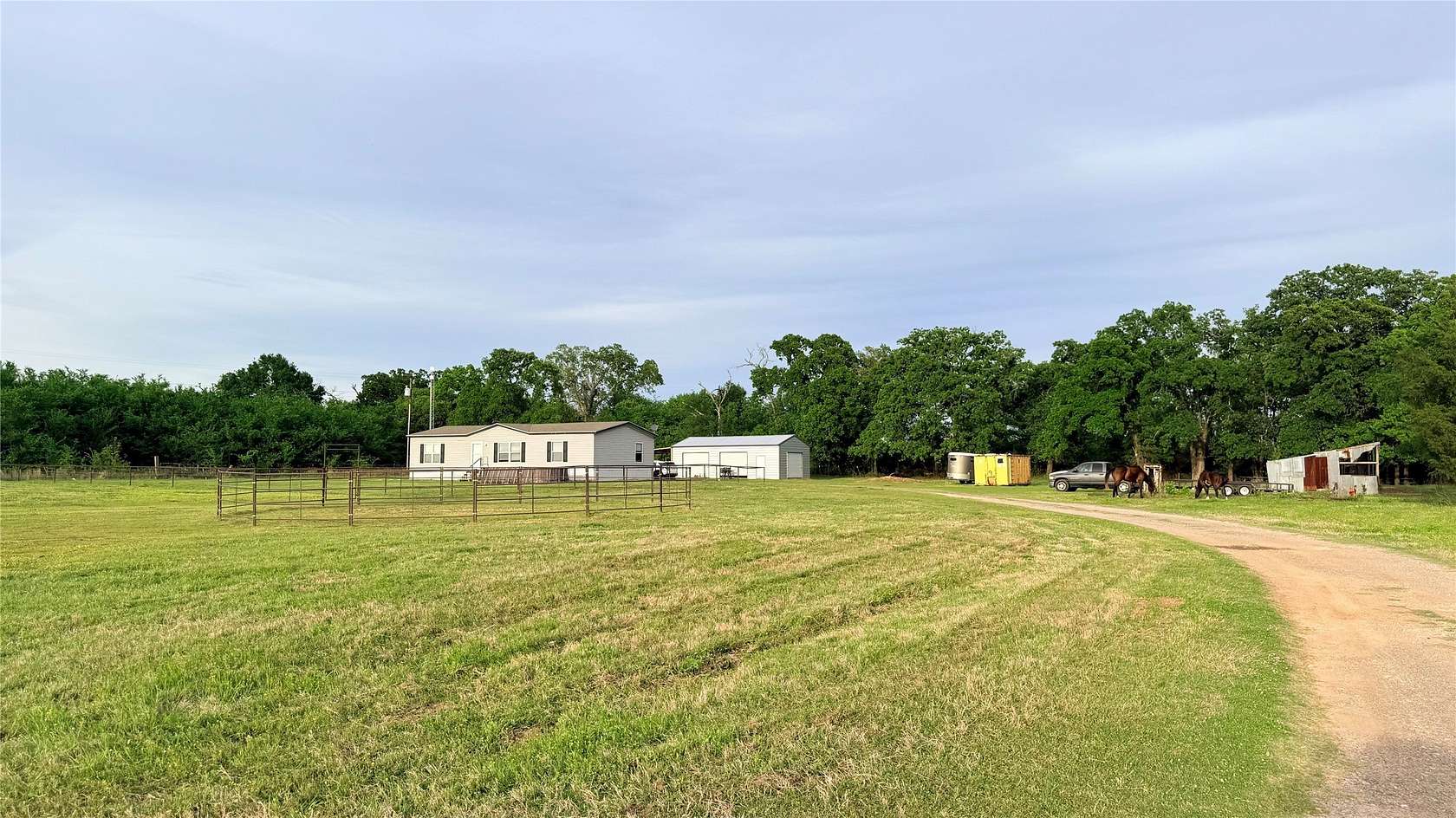 3.43 Acres of Land with Home for Sale in Mabank, Texas