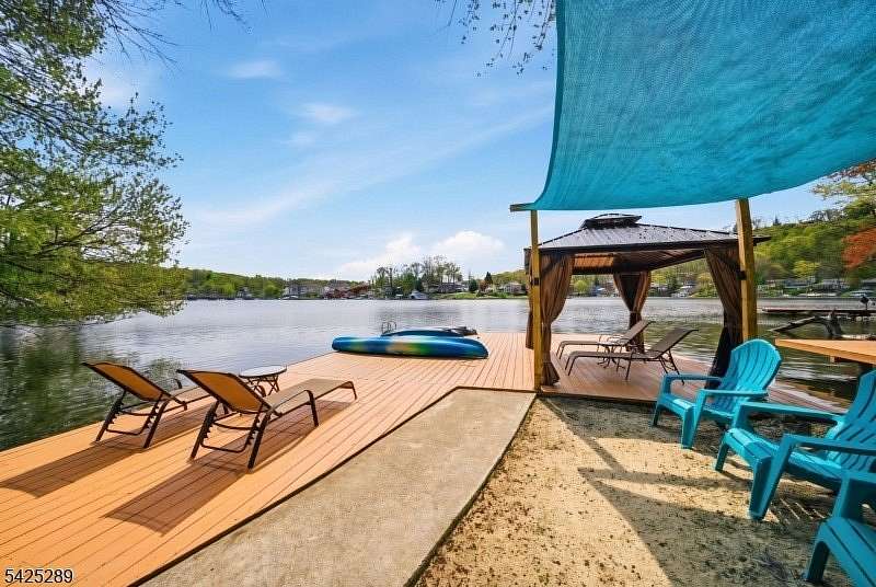 3 Acres of Land with Home for Sale in Hopatcong, New Jersey