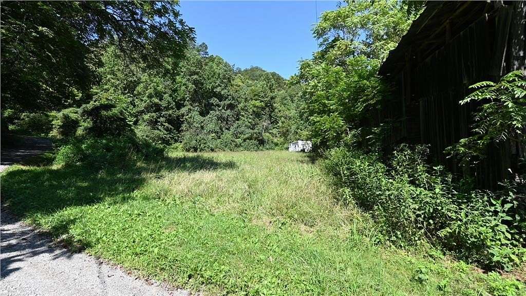 17 Acres of Land for Sale in Duffield, Virginia