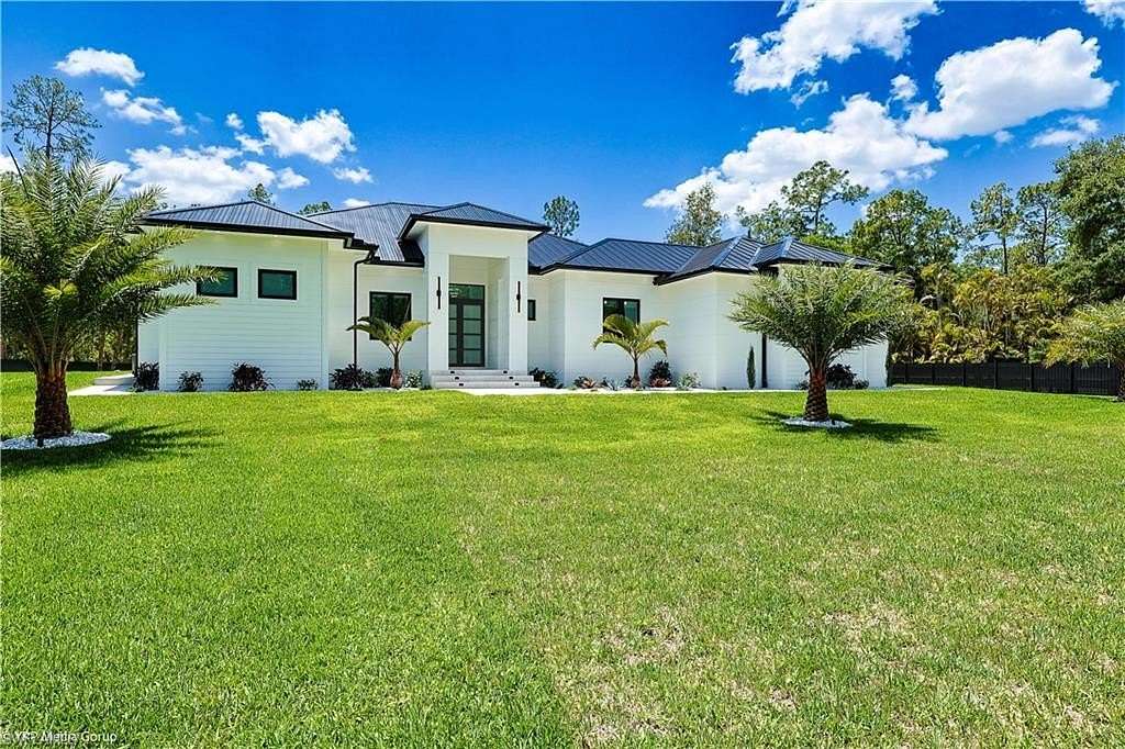2.58 Acres of Land with Home for Sale in Naples, Florida