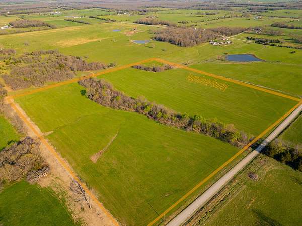 40 Acres of Agricultural Land for Sale in Conway, Missouri