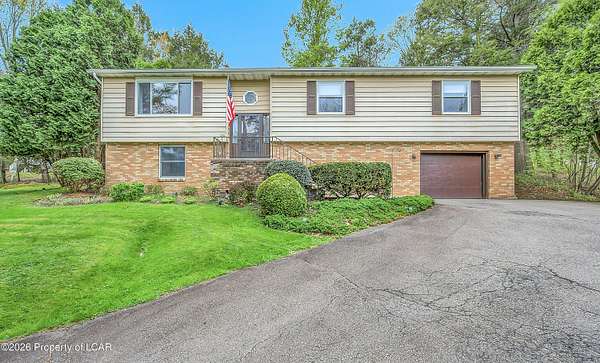 1.5 Acres of Land with Home for Sale in Falls, Pennsylvania