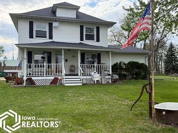 11 Acres of Land with Home for Sale in Humboldt, Iowa