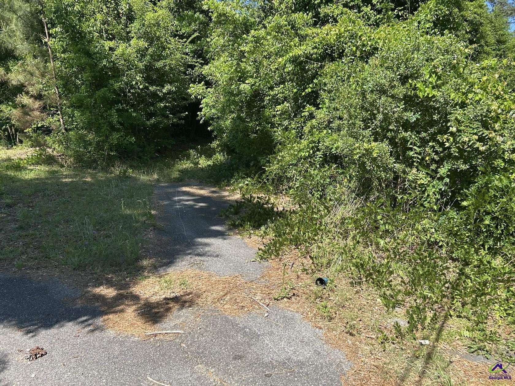 0.99 Acres of Residential Land for Sale in Warner Robins, Georgia
