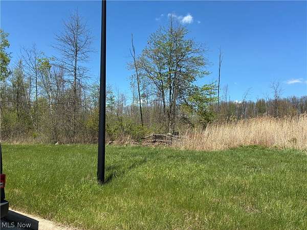 18.5 Acres of Commercial Land for Sale in Warren, Ohio