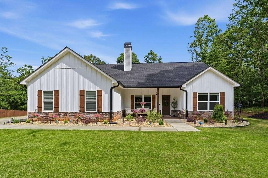 2.13 Acres of Land with Home for Sale in Demorest, Georgia