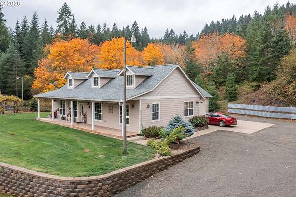16.5 Acres of Land with Home for Sale in Monmouth, Oregon