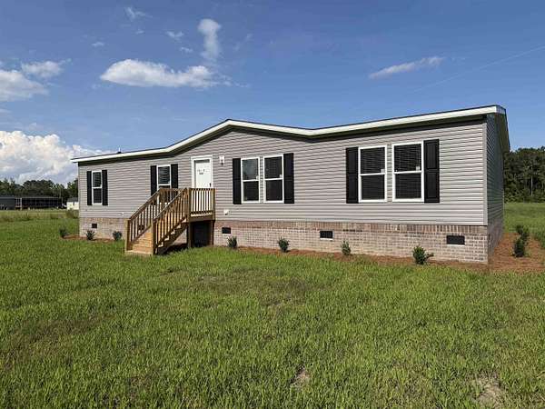 3.16 Acres of Land with Home for Sale in Green Sea, South Carolina