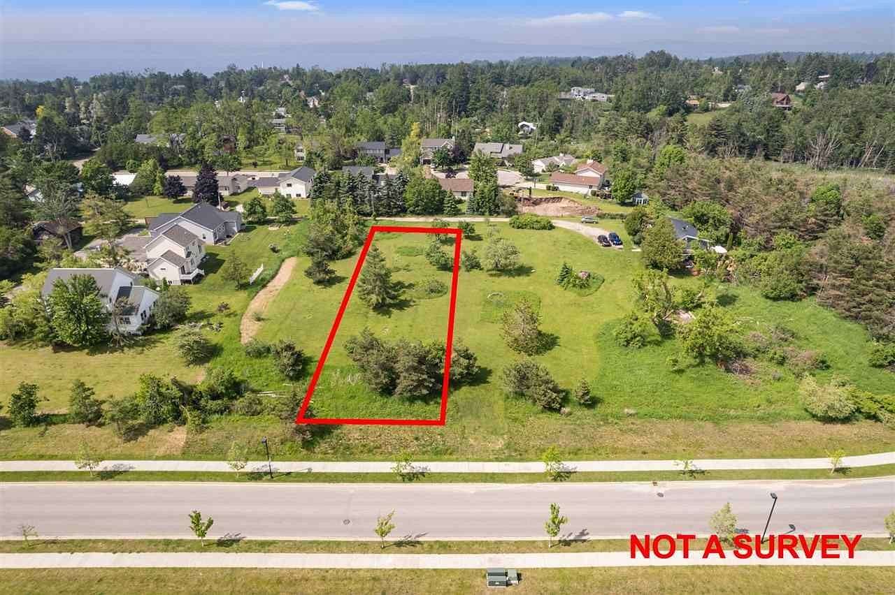 0.34 Acres of Residential Land for Sale in Petoskey, Michigan