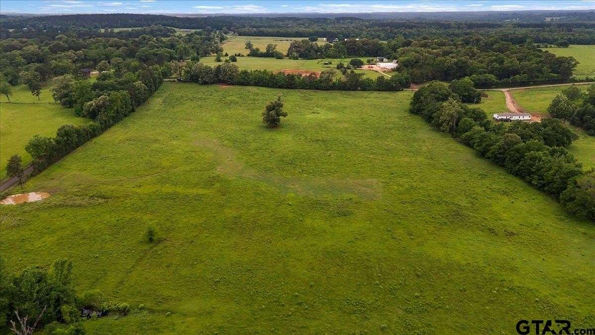 30.6 Acres of Land for Sale in Henderson, Texas