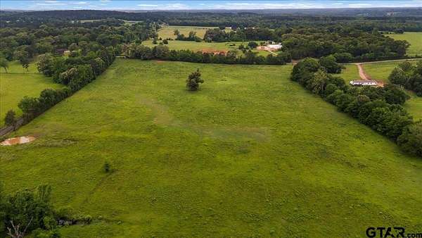 30.6 Acres of Land for Sale in Henderson, Texas