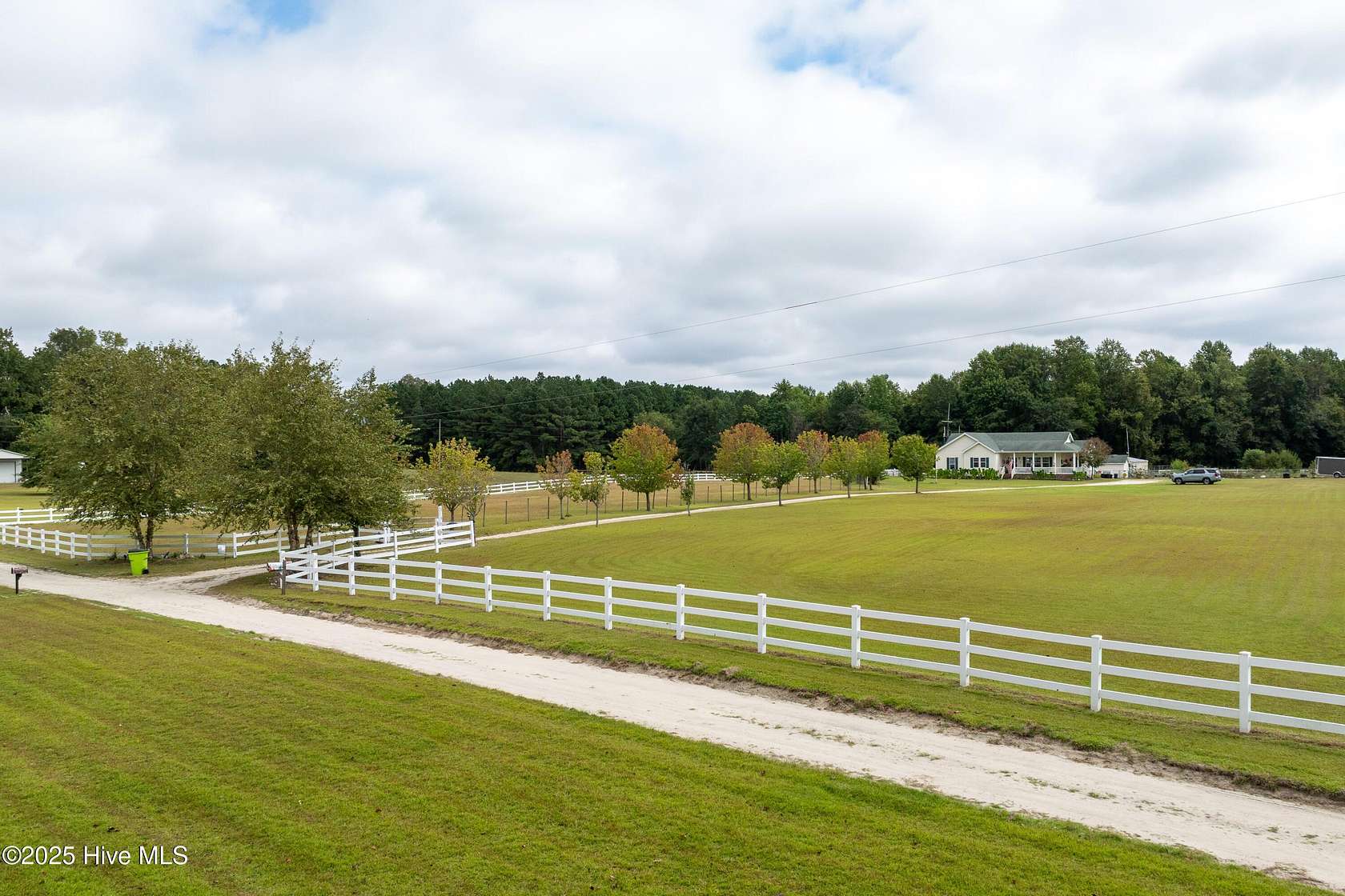 15.2 Acres of Land with Home for Sale in Cove City, North Carolina