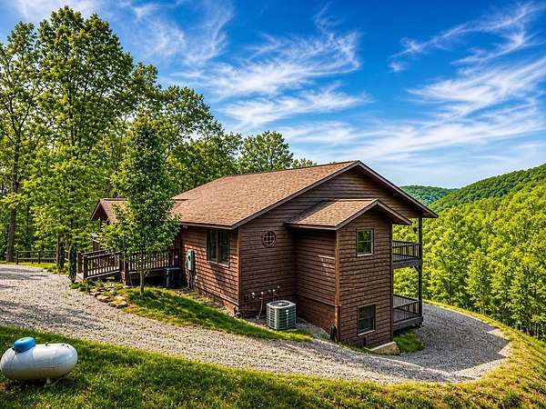 2 Acres of Land with Home for Sale in Murphy, North Carolina