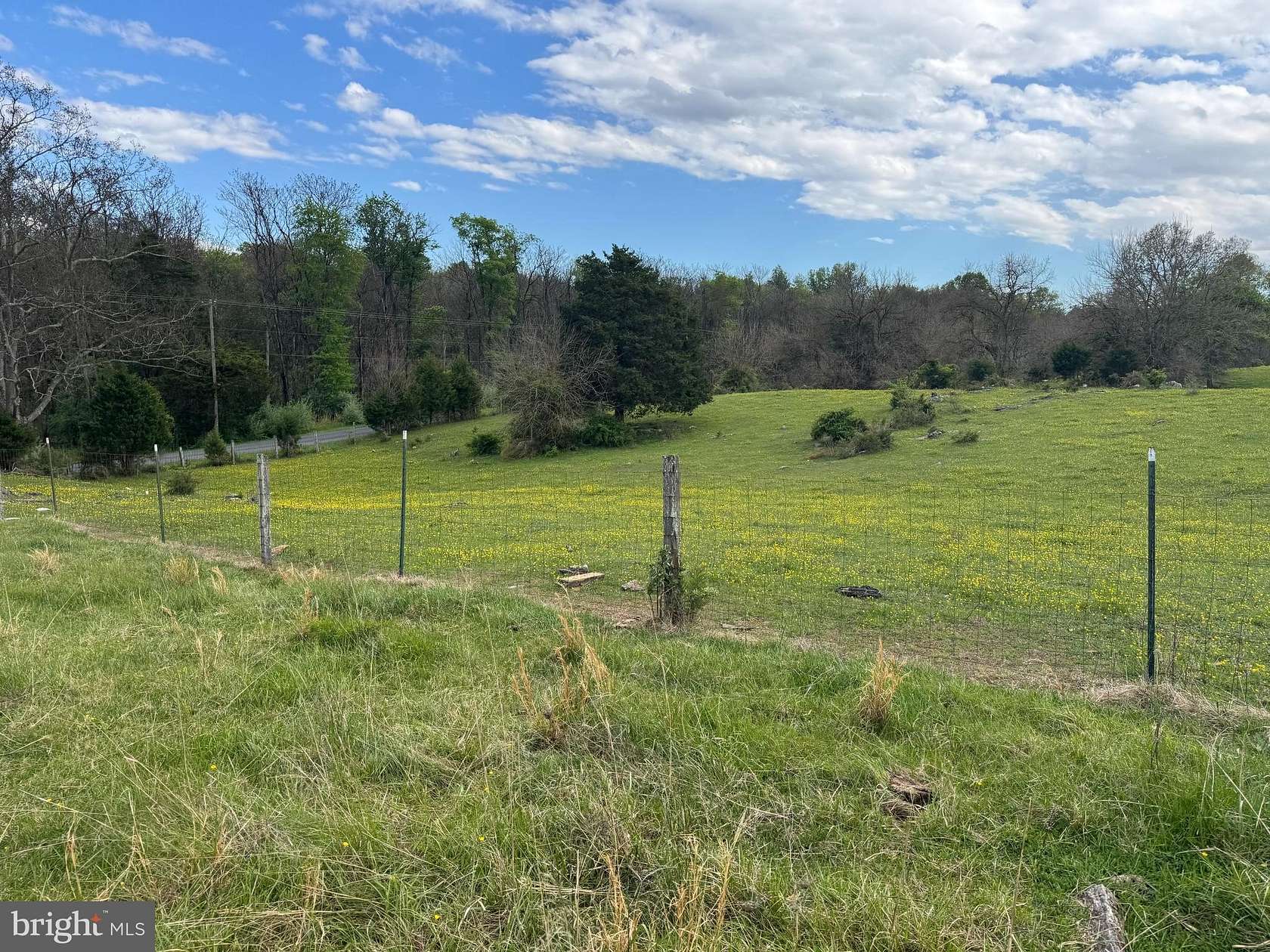 8 Acres of Residential Land for Sale in Martinsburg, West Virginia
