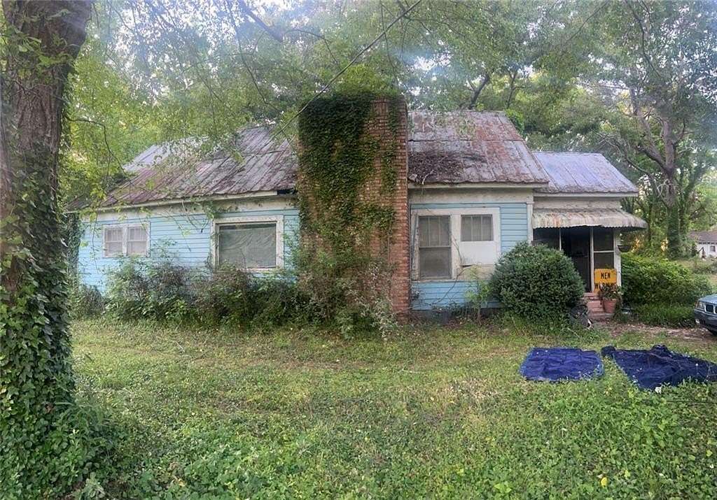 2 Acres of Improved Mixed-Use Land for Sale in Stone Mountain, Georgia