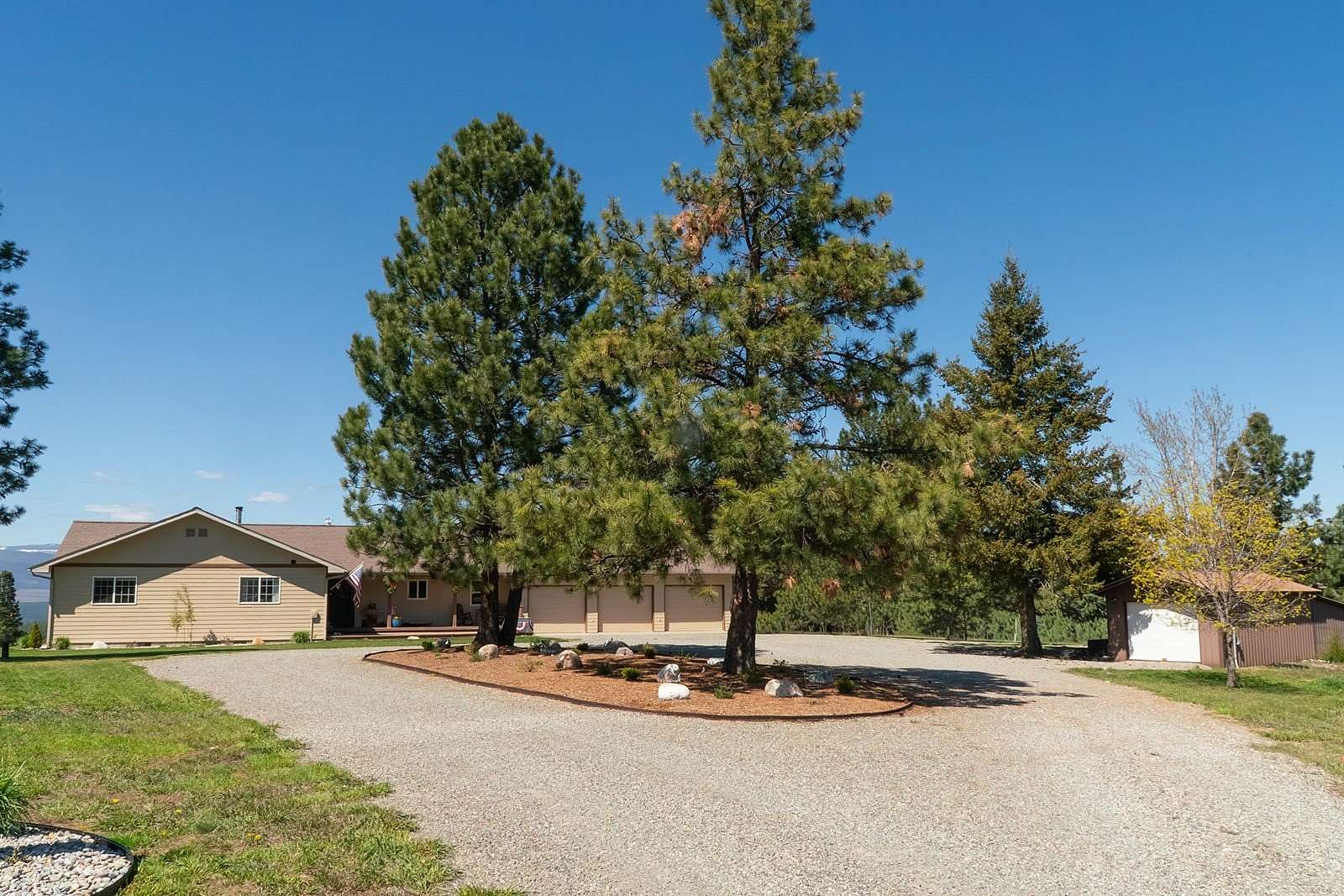 10.5 Acres of Land with Home for Sale in Eureka, Montana