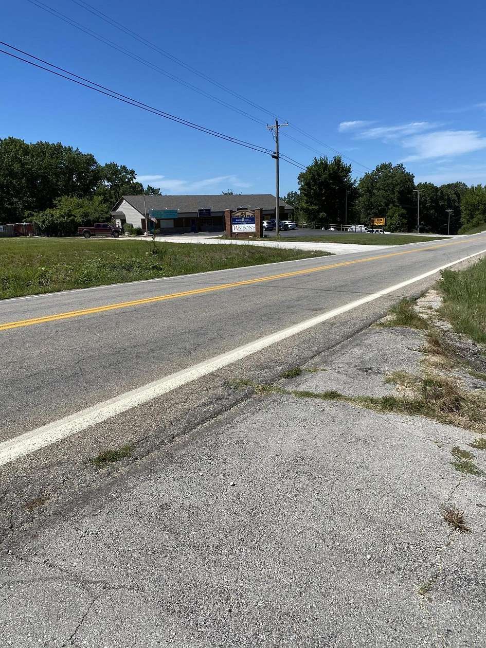 0.6 Acres of Land for Sale in Ridgedale, Missouri