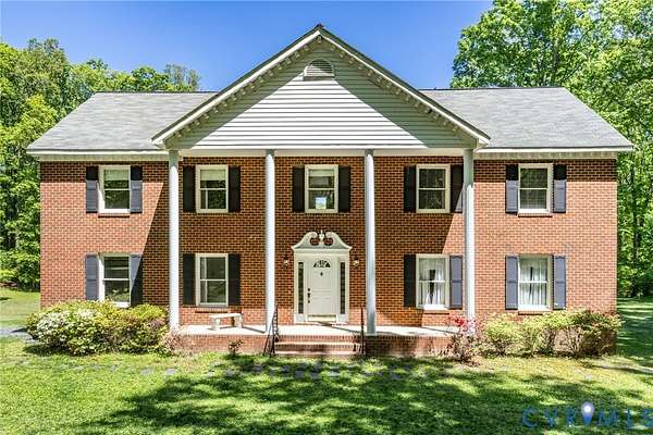 8.34 Acres of Land with Home for Sale in Columbia, Virginia